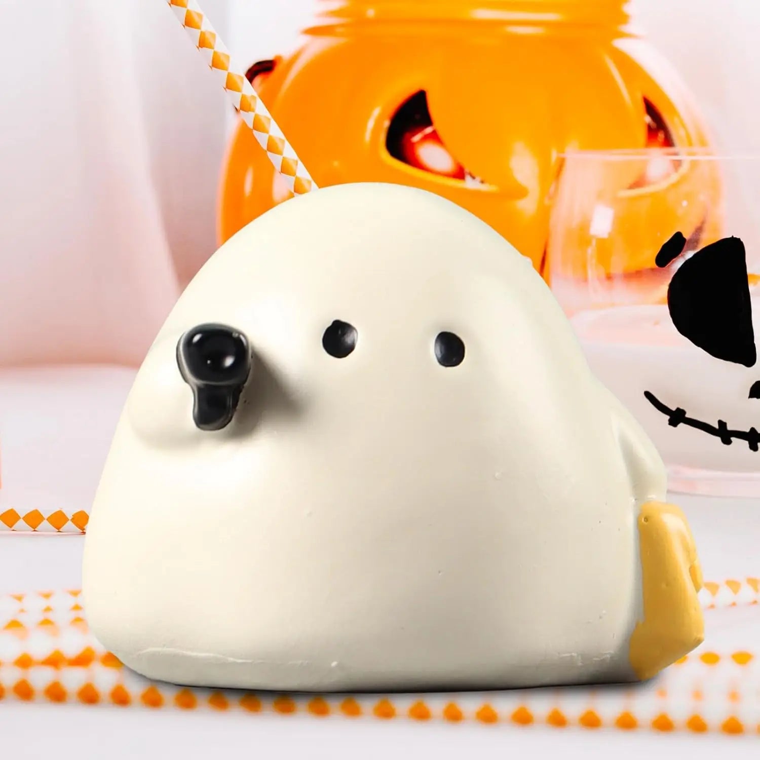 1 PCS Cute Halloween Ghost Figurine